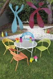 Spright Kids Outdoor Dining Set By Woodard Kids Outdoor Table Kids Outdoor Furniture Outdoor Tables And Chairs