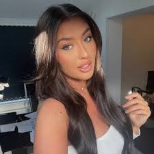 THE ILLUSION MAKEUP ACADEMY . HAIR . BEAUTY LTD