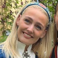 Kristina Angell's Instagram, Twitter & Facebook