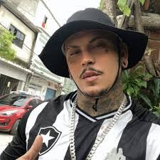 Juan Rizo's Instagram, Twitter & Facebook