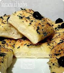 Foccacia Ail Herbes En 2020 Foccacia Recette Idee Recette Alimentation