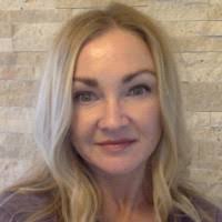 Jennifer Saye's Instagram, Twitter & Facebook