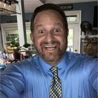 Kerri Bruce's Instagram, Twitter & Facebook