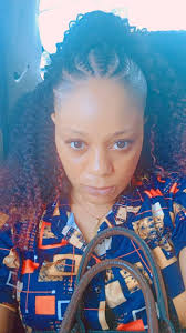 Hi all! I just wanted to introduce myself and share a picture of me. My  name is Kay, I'm a Nigerian 35yrs of age, single and a graduate of  Economics Education at