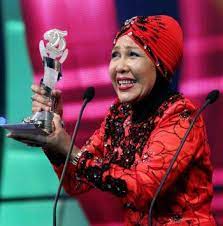Wong memulakan kariernya di malaysia 3 tahun lalu apabila diberikan tugas sebagai watak utama di dalam filem ah beng: 5 Pelakon Wanita Otai Yang Masih Dirindukan Peminat Gempak