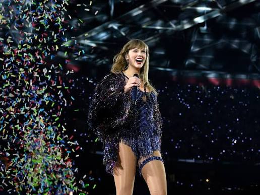 The Eras era ends: A look back at Taylor Swift's record-breaking, 21-month  tour - capradio.org
