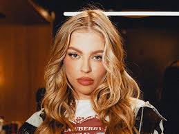 The Voice EUA”: Sheryl Crow será conselheira do time do Blake Shelton |