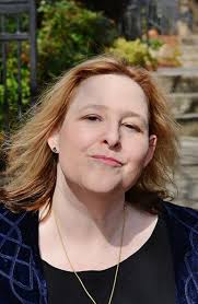 Amazon.com: Chasing the Light: A Benefit Anthology of Speculative Fiction  eBook : Griffin, Melanie, Hunter, Faith, Coe, David B., Hartness, John G.,  McGraw, Margaret S., Mymudes, Mindy, Schrader, Ken, Walden-West, Janet,  Bauer,