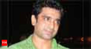 Eijaz to play film critic Khalid in next