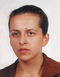 Nie)odnalezieni, historia pewnego zgłoszenia” Anna Maria Świderska zaginęła  21 lipca 2000 roku w Legionowie, miała wtedy 19 lat. Tego dnia Ania umówiła  się ze znajomymi do baru i na pizzę. Tam spotkała