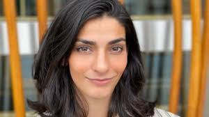 Ellie Wilson's Instagram, Twitter & Facebook