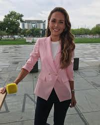 Franca lehfeldt is right now 30 years old, according to certain reports. Franca Lehfeldt On Instagram Wort Des Tages Desaster Weitere Lockerungen Konnen Aus Sicht Der Bundeskanzlerin Zur Z Bundchen Wort Des Tages Bundeskanzler