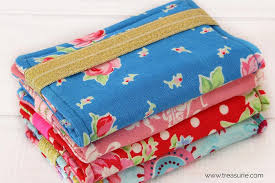 Cut another piece of pattern paper the same size as the first and glue it to the inside lid of the altoids tin. Diy Card Holder Fabric Card Holder Tutorial Treasurie