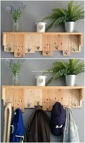 Inspiring Diy Pallet Ideas You Can Make At Home Diy Home Ideas No Doubt That The Arrangement Of The Coat Rack De En 2020 Deco Fait Maison Deco Maison Idee Palette