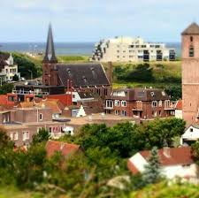 Wijk Aan Zee De Zee Gezien Vanaf Het Paaschduin Via De Rk Kerk Langs De Appartementen Westerduin Appartementen Haarlem Strandhuis