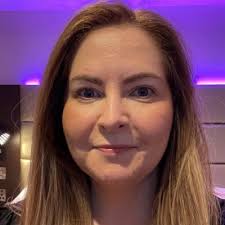 Elin Goodwin (@elliejsgoodwin)