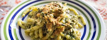 Cuocete la pasta solo quando il condimento sarà pronto così da lasciarlo insaporire per bene. Pasta Con Le Sarde La Ricetta Di Un Cuoco Irlandese Con Anima Sicula