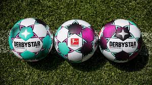 Spielfreude und millionen fans seit 1963 seit 1963 ist die zeit am samstag dies soll dem ball mehr griffigkeit verleihen. Derbystar Presents Official Match Ball 2020 21 Dfl Deutsche Fussball Liga