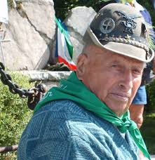 SARA CORNA, LA VOCE CHE INCANTA PALAZZOLO SPETTACOLI, INSEGNAMENTO,  VOLONTARIATO: L'INTERPRETE CHE CANTA LE EMOZIONI