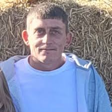 Lee Bowling's heartbroken family 'left asking why' after tragic death of  'kind and pure' dad