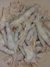 Kaki ayam yg dibersihkan( buang tapak dan kuku bukan kerat kuku je ok tp buang sedikit jari tu) bawang putih 5 ulas bawang besar 1 bijik banyak kolagen dalam sup kaki ayam.apa itu kolagen? Kaki Ayam Selepas Direbus Rendam Ais Barulah Tak Hancur Buat Kerabu Mingguan Wanita