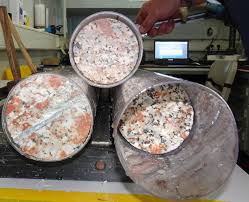 Científicos investigan meteorito que cayó en un cráter ubicado en yucatán05 septiembre 2013grupo de científicos reabre las observaciones en un cráter de. El Impacto Del Meteorito En Yucatan No Solo Extinguio Dinosaurios Muy Interesante