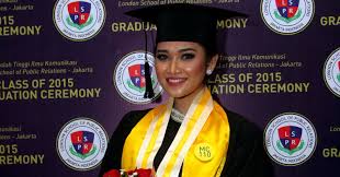 We did not find results for: Lulus Kuliah Ririn Setyarini Bahagiakan Orangtua Okezone Celebrity