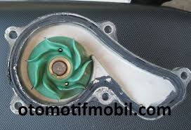 Pam air yang mengalirkan cecair penyejuk ke seluruh enjin. Cara Mengetahui Water Pump Rusak Otomotif Mobil