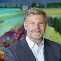 Tom Newcombe Email & Phone Number