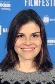 The first episode aired on 8 december 1985 and since then new episodes were broadcast weekly. Katharina Wackernagel Wikipedia