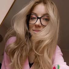 Magda (@magdalena.julia) • Instagram photos and videos