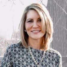 Mindy Farris's Instagram, Twitter & Facebook