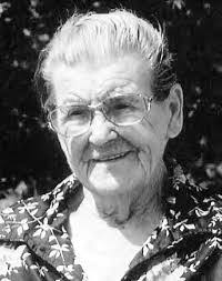 Donisha Thompson's Instagram, Twitter & Facebook