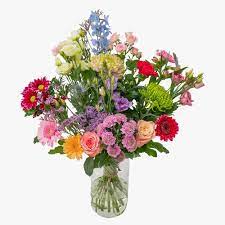 We have laid down an array of online gifts to india which are available at an affordable price range so that it goes a little easy on your online bouquet delivery from ferns n petals. Modern Bouquet Of Flowers Modern Bouquet Of Flowers Delivery In Germany Regionsflorist