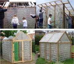 Elle est idéale pour les petits espaces extérieurs. Avoir Une Serre Dans Son Jardin Trop Facile Avec Des Bouteilles En Plastique