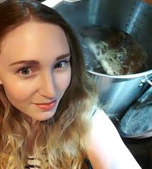 Chelsea Tessier's Instagram, Twitter & Facebook