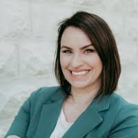 Jacinda Jackson's Instagram, Twitter & Facebook