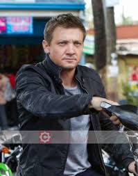 Jeremy Renner As Aaron Cross In The Bourne Legacy | Caras