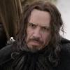 Alexandre astier est un acteur, réalisateur, scénariste et compositeur né le 16 juin 1974 à lyon. 1