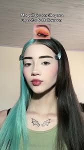 Maquillaje Sencillo para una Cita de Halloween