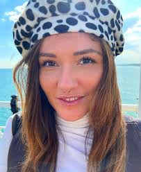 India Lawson's Instagram, Twitter & Facebook