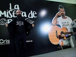 Pau donés, líder de la banda jarabe de palo, ha muerto hoy a los 53 años de edad, tras una el cantante fue diagnosticado con la enfermedad hace cinco años. Iyosy1jb4qqdgm