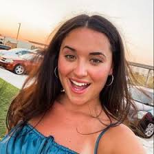 Elena Chapa (elenaachapa)