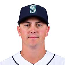 Giants Acquire Jack Larsen From Mariners