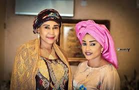 Pagesotherbrandclothing (brand)dinkunan matan arewa blog josposts. Dinkunan Matan Hausawa Kannywood Nafiyawanci Hausawa Munafikai Ne Nafisat Abdullahi Duniyarfim Com Adikon Zamani Na Wannan Mako Ya Yi Duba Ne Kan Irin Abun Da Ke Jan Hankalin Mata A