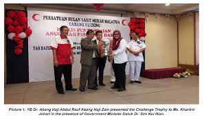 Courtesy visit to yb senator datuk dr sim kui hian (35529743594).jpg 2,400 × 1,600; Sedc Claims Its Third Blood Donor Award Thedukewrites