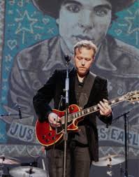 Jason Isbell ❤️ Performing live at the 'Justin Townes Earle Tribute  Concert' and talking about their friendship.  https://youtu.be/yyB9WbQVz_o?si=cyRHFdicPH-zPm_u