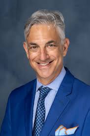 Mark Bleiweis's Instagram, Twitter & Facebook