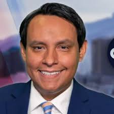 Adrian Ochoa (@AdrianOchoaKVIA)