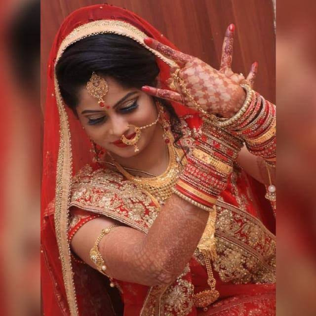 BRIDAL , RECEPTION & PARTY MAKEUP LOOK ... product image